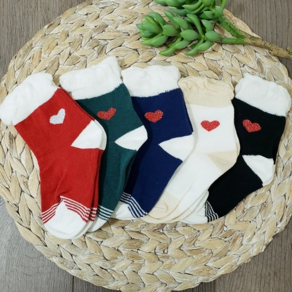 Brand New Toddler Girl Ruffled heart socks 5pairs